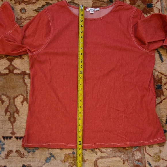 Chico's Lt Red Denim 3/4 Sleeve Top with Flared Cuffs, Size 3 - Picture 4 of 7